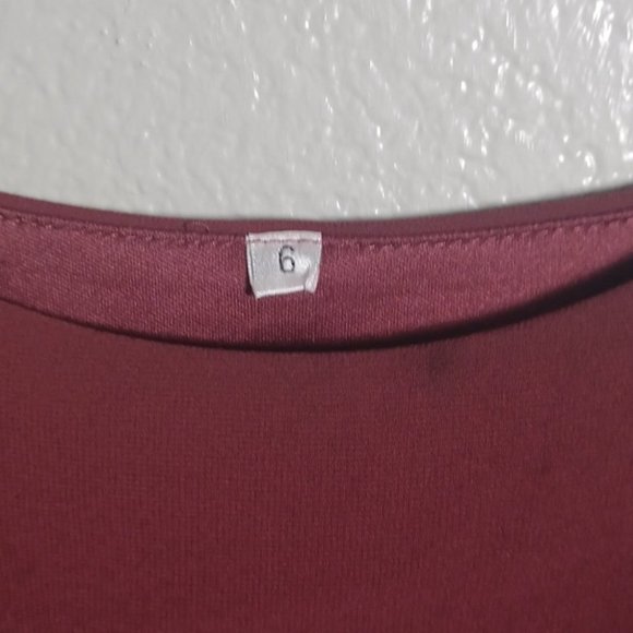 Red flowy midi dress - Picture 5 of 6